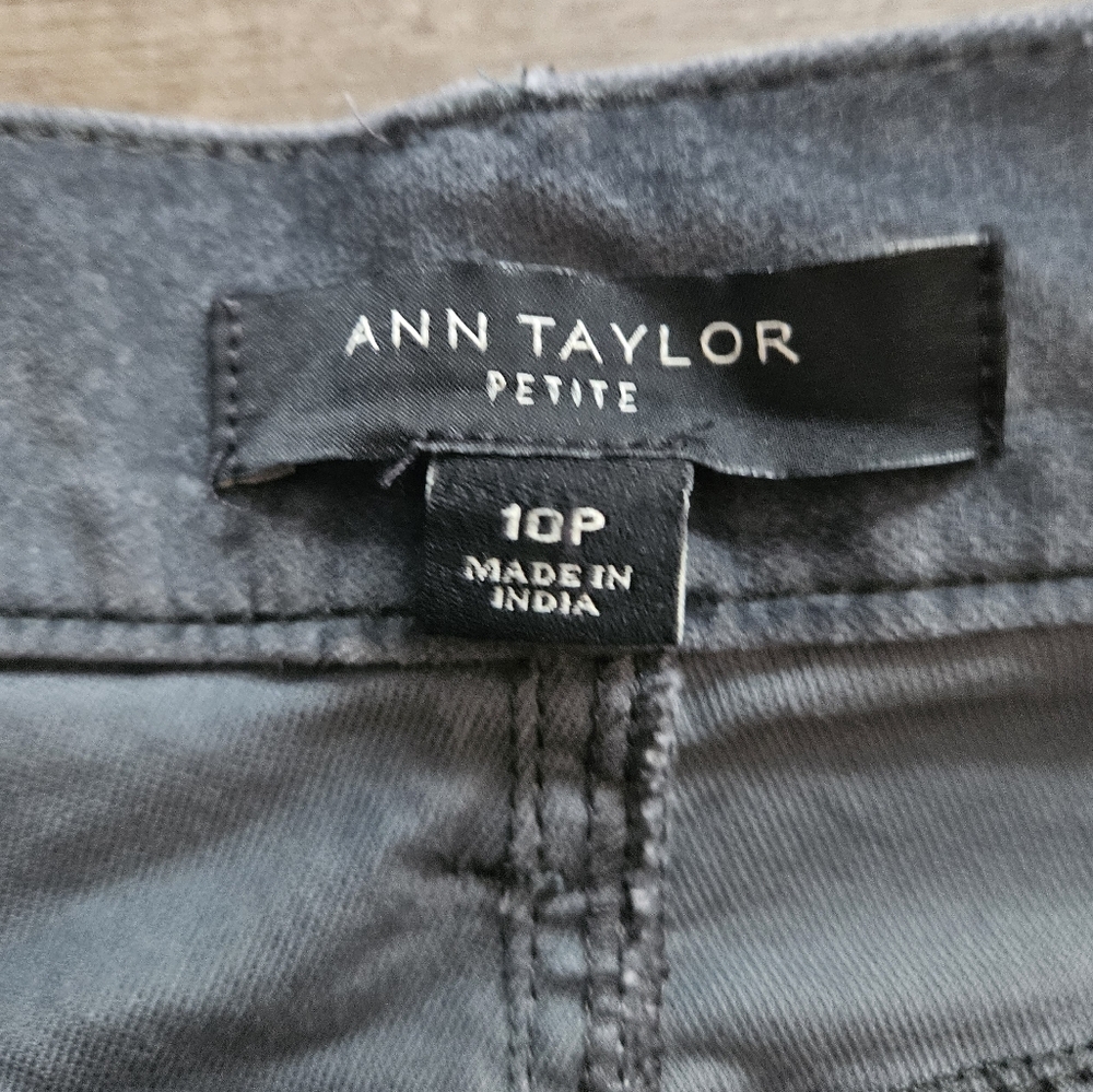 Ann Taylor Gray Velvet Modern 'The Skinny' Pants - Size 10P - Picture 7 of 9